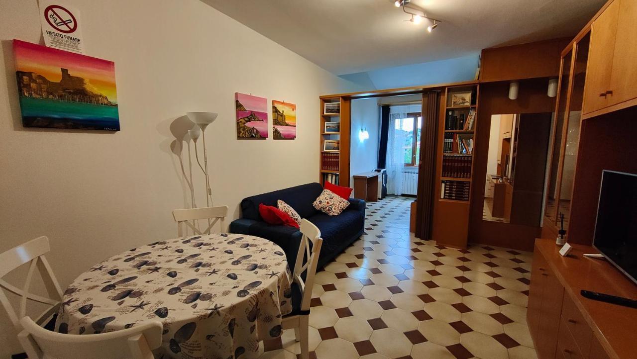 Ferienwohnung La Casa Fra Gli Ulivi Lerici Exterior foto