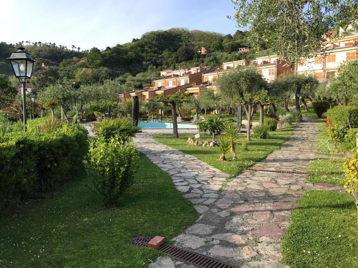 Ferienwohnung La Casa Fra Gli Ulivi Lerici Exterior foto