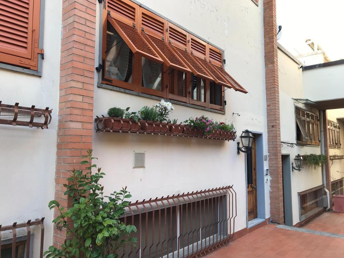 Ferienwohnung La Casa Fra Gli Ulivi Lerici Exterior foto